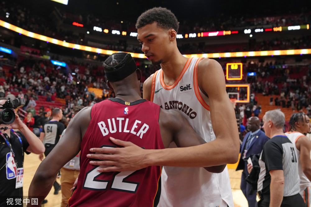 却也为他们 却也为他们