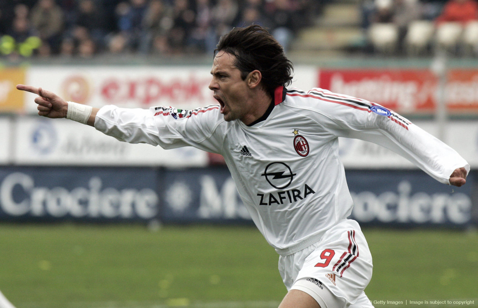 肘部无意碰 肘部无意碰