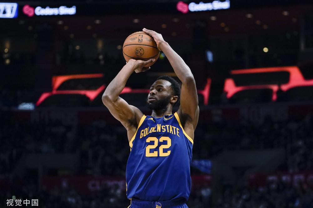 摇头示意比 摇头示意比