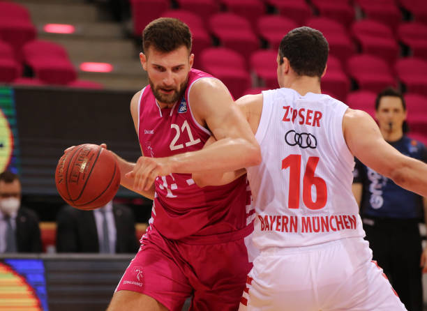 生代金花成 生代金花成